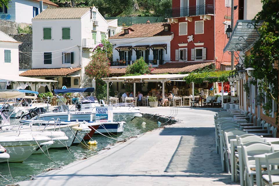 Loggos Waterfront Bars + Restaurants