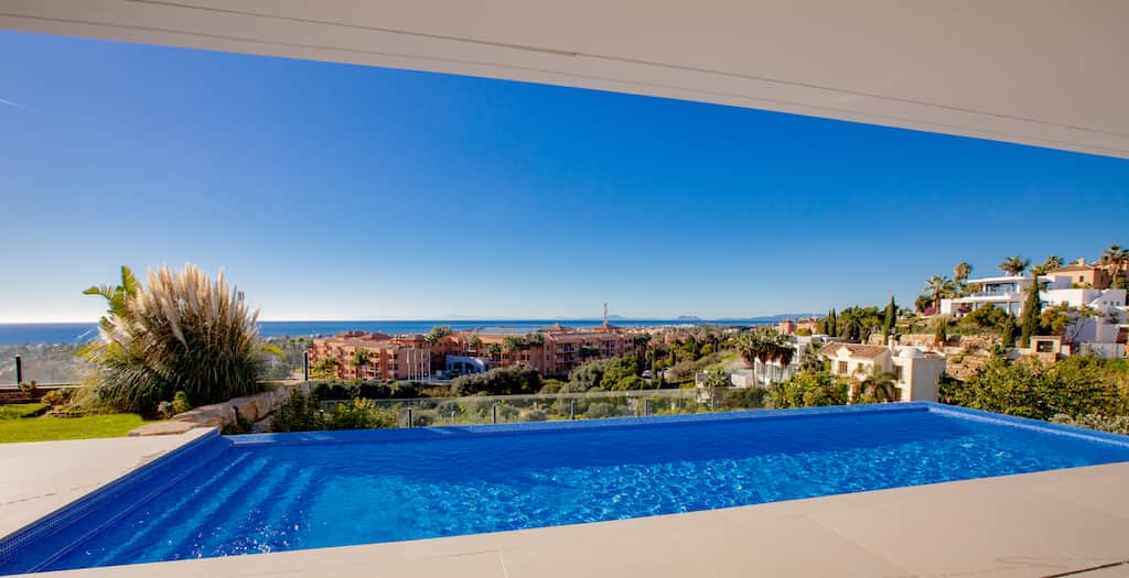 infinity pool