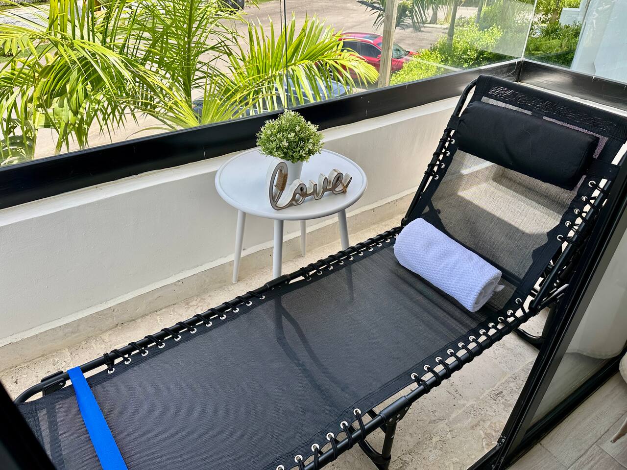 2 Bedroom Poolside Nest at ONA Residence Fast Wifi photo 5