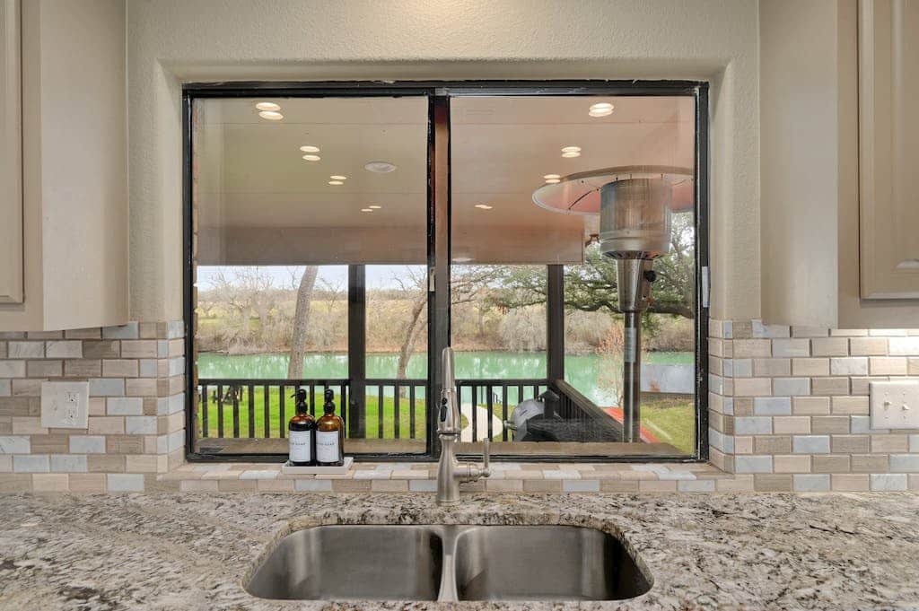 Sliding window for outdoor serving