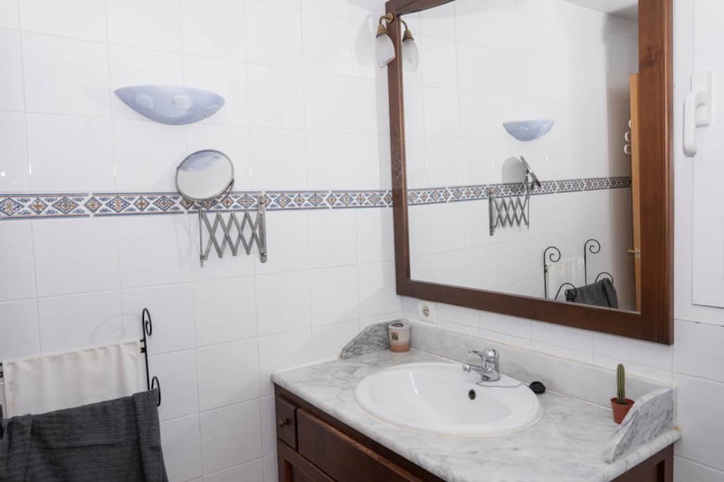 Bathroom downstairs