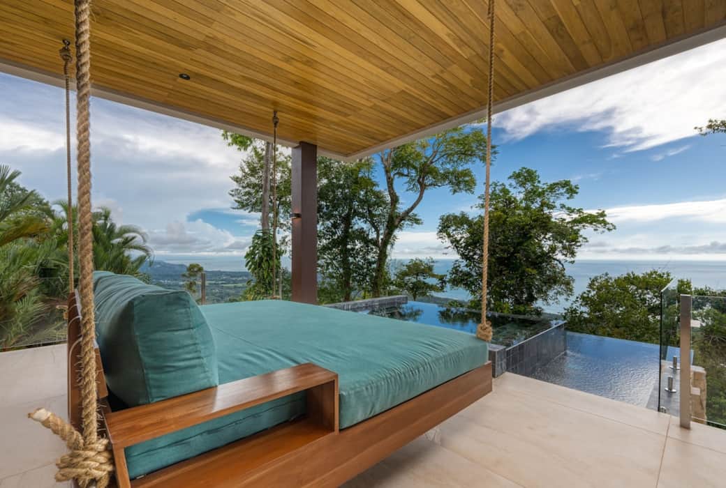 From the swinging bed to the hot tub and back. From the swinging bed to the hot tub and back.