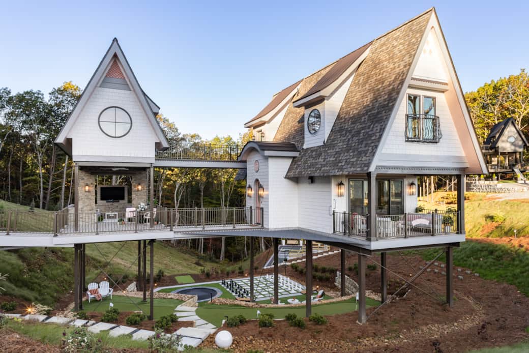The Jenny: Perch Treehouse at Pinhoti Peak