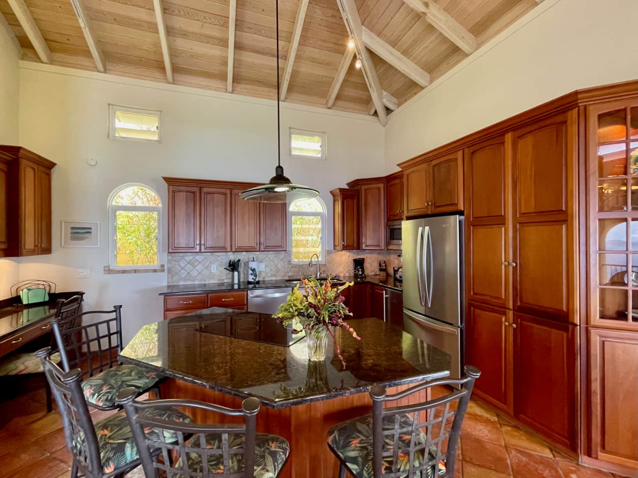 Well equipped kitchen