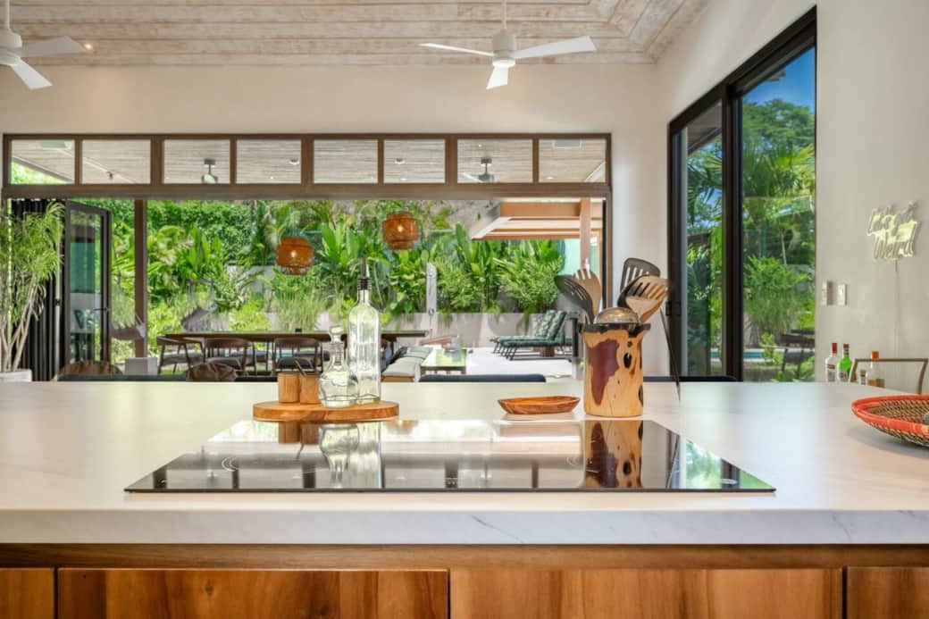 Kitchen island with induction stove top.
Perfect for large gatherings.