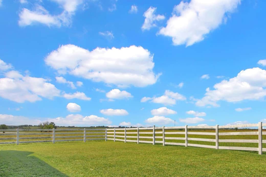 Enjoy views of big Texas skies. Enjoy views of big Texas skies.
