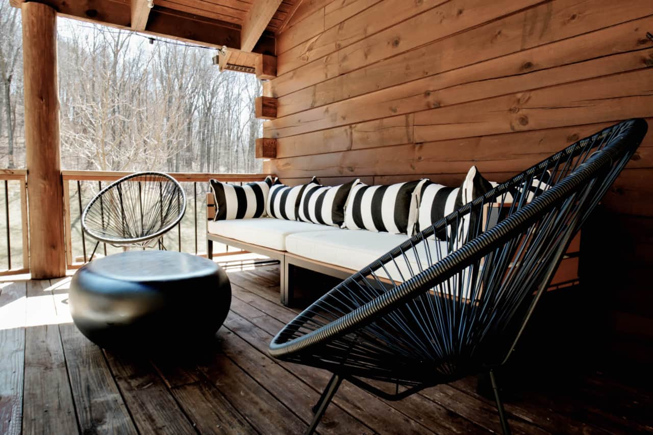 Honu Retreat Cabin Relax Area