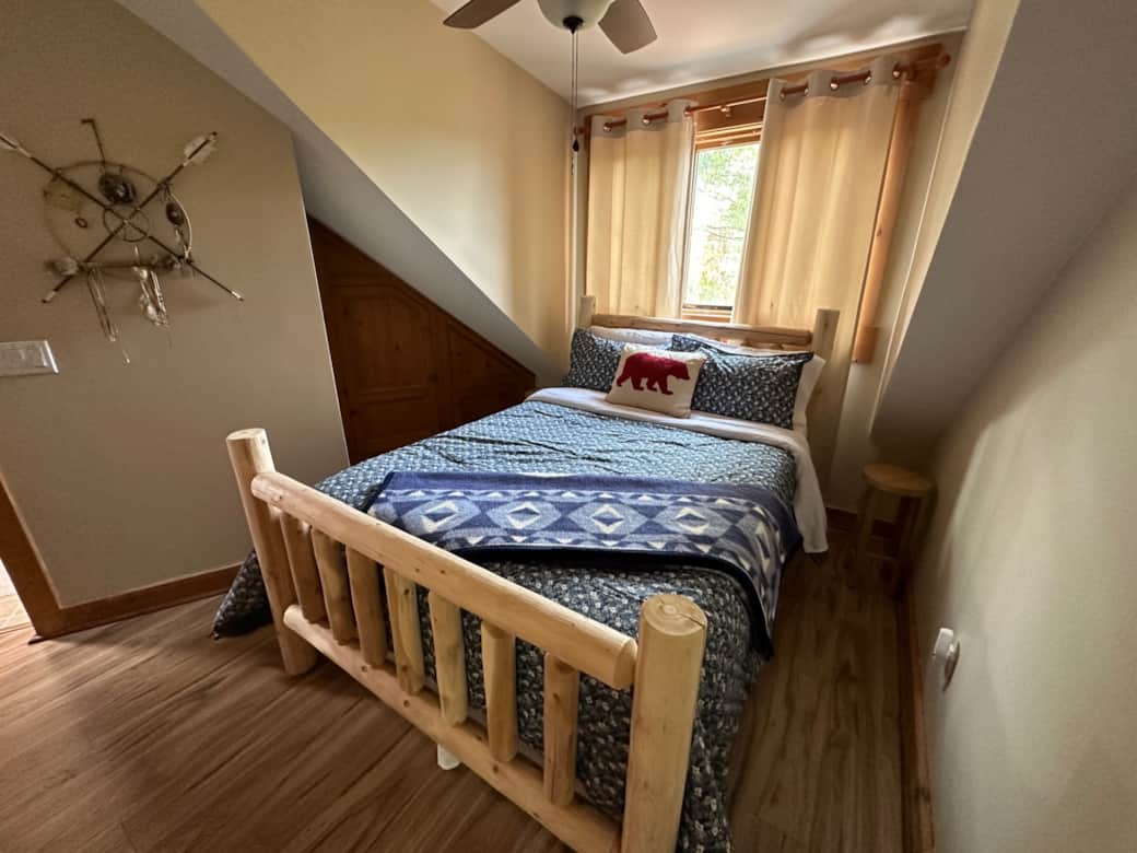 New Full bed upstairs next to the loft New Full bed upstairs next to the loft