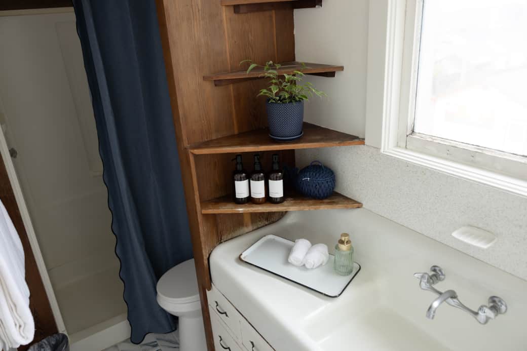 Bathroom Bathroom