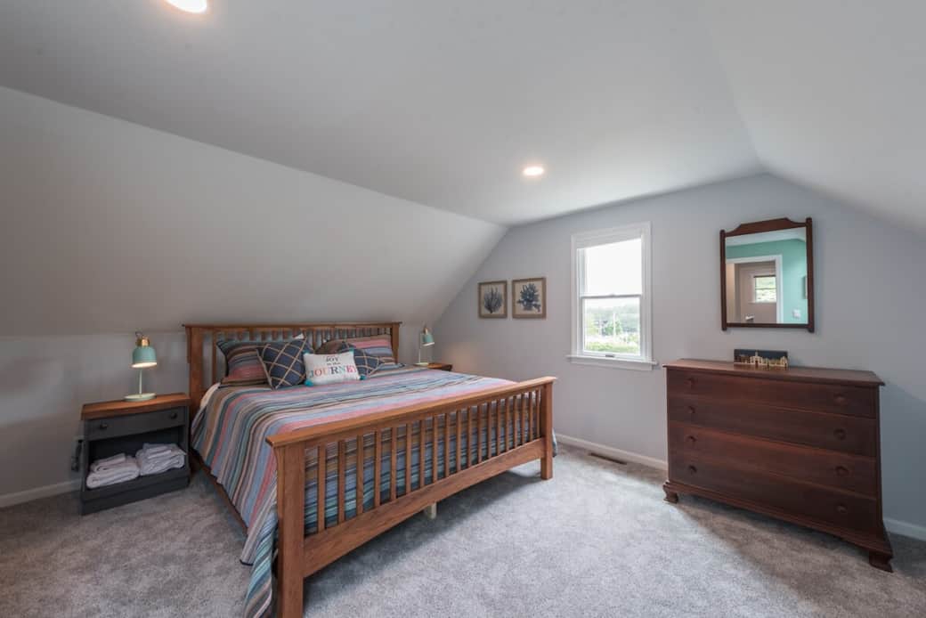 Second floor King bedroom 2