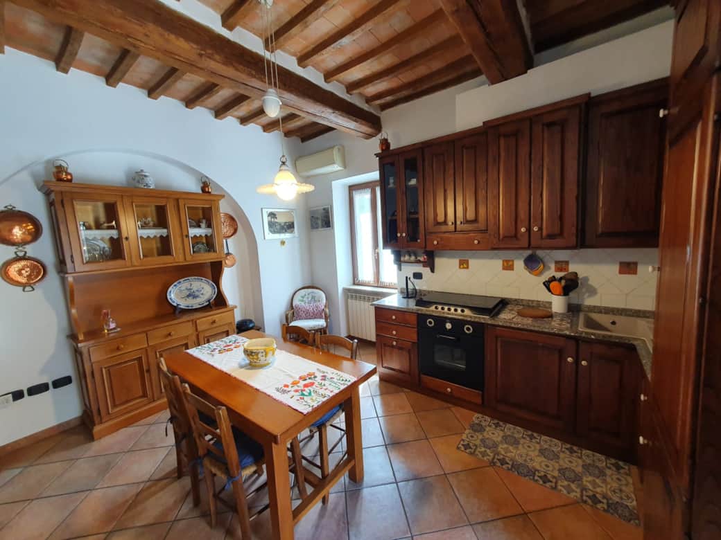 Cucina Interna 2 Cucina Interna 2