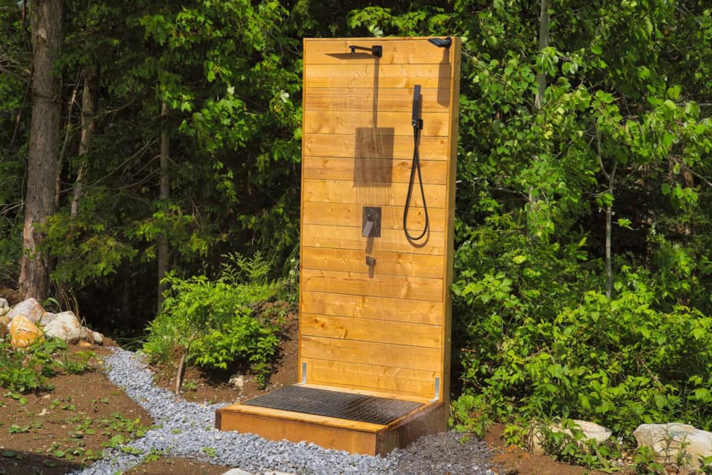 Douche froide extérieure