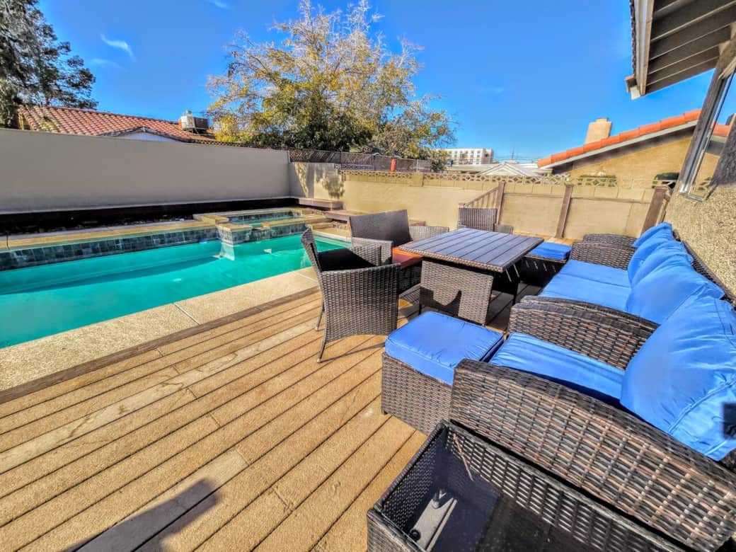 Exterior Lounge & Pool View