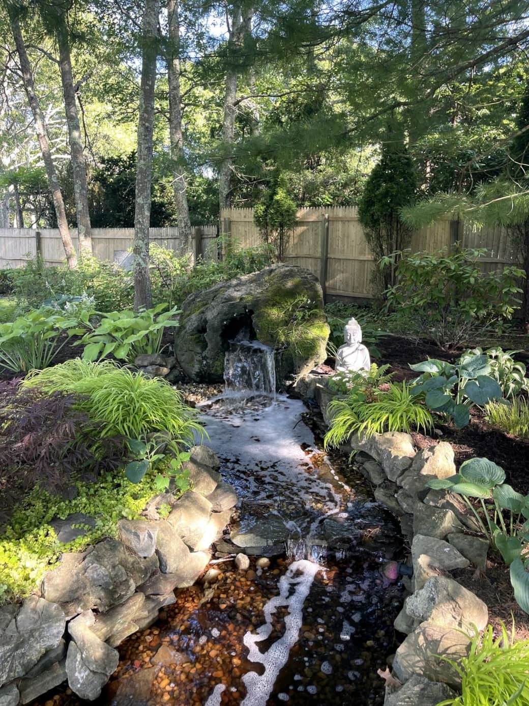 Your very own flowing stream with a few friendly frogs! Pure ZEN Your very own flowing stream with a few friendly frogs! Pure ZEN