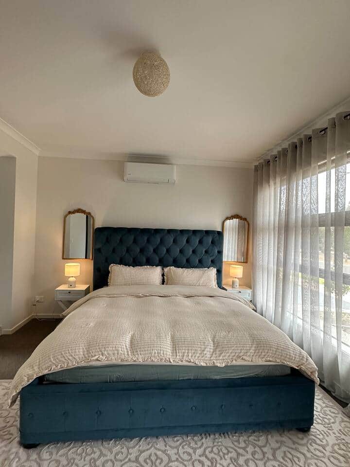 Master King Bed