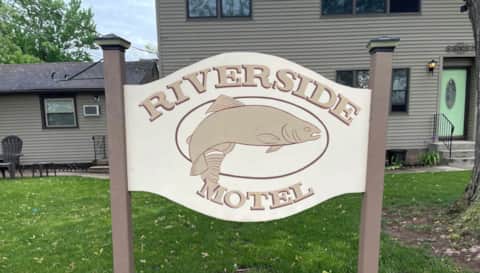 Home [riverside-motel.com]