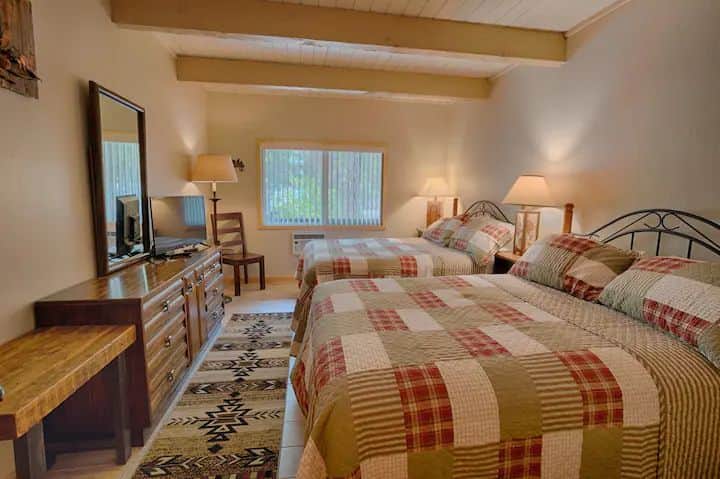 Guest Room 2 Guest Room 2