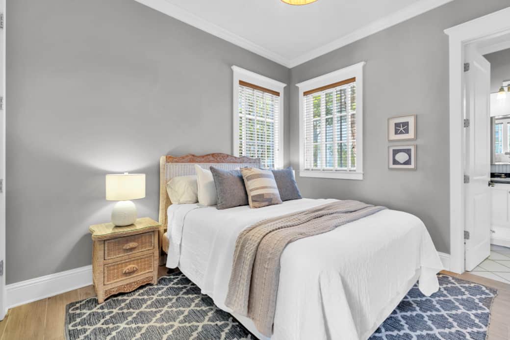 Queen Bedroom with Ensuite Bathroom