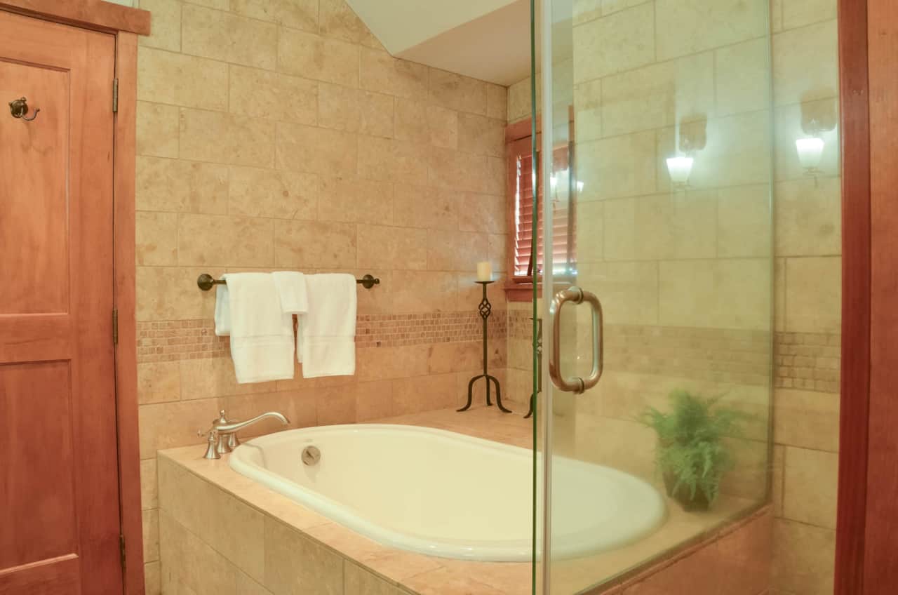 Soaking Tub and Walk-in Shower