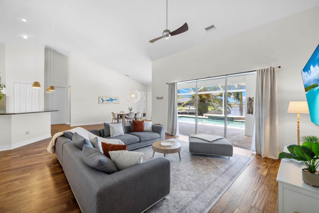 Seaside Villa Palm Beach