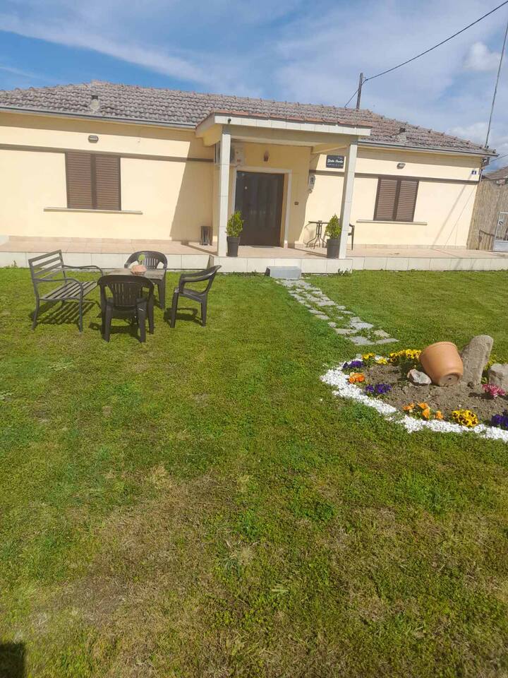 Garden Paradise in Megalochori