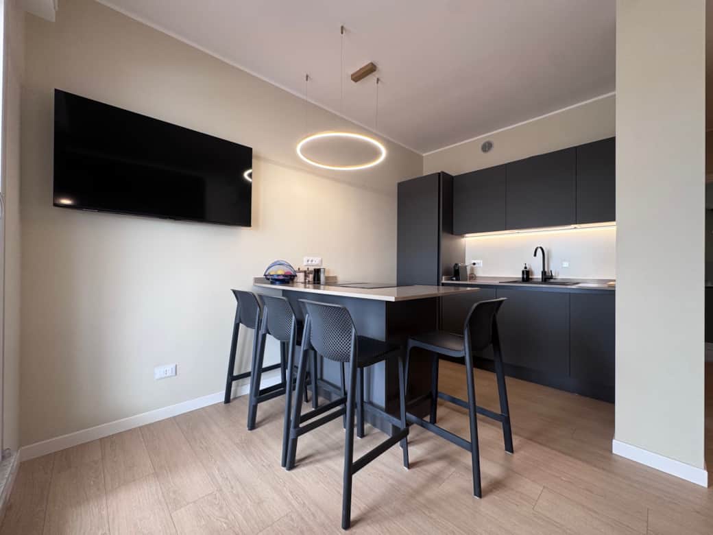 Il Niro Kitchen and Livingroom 1