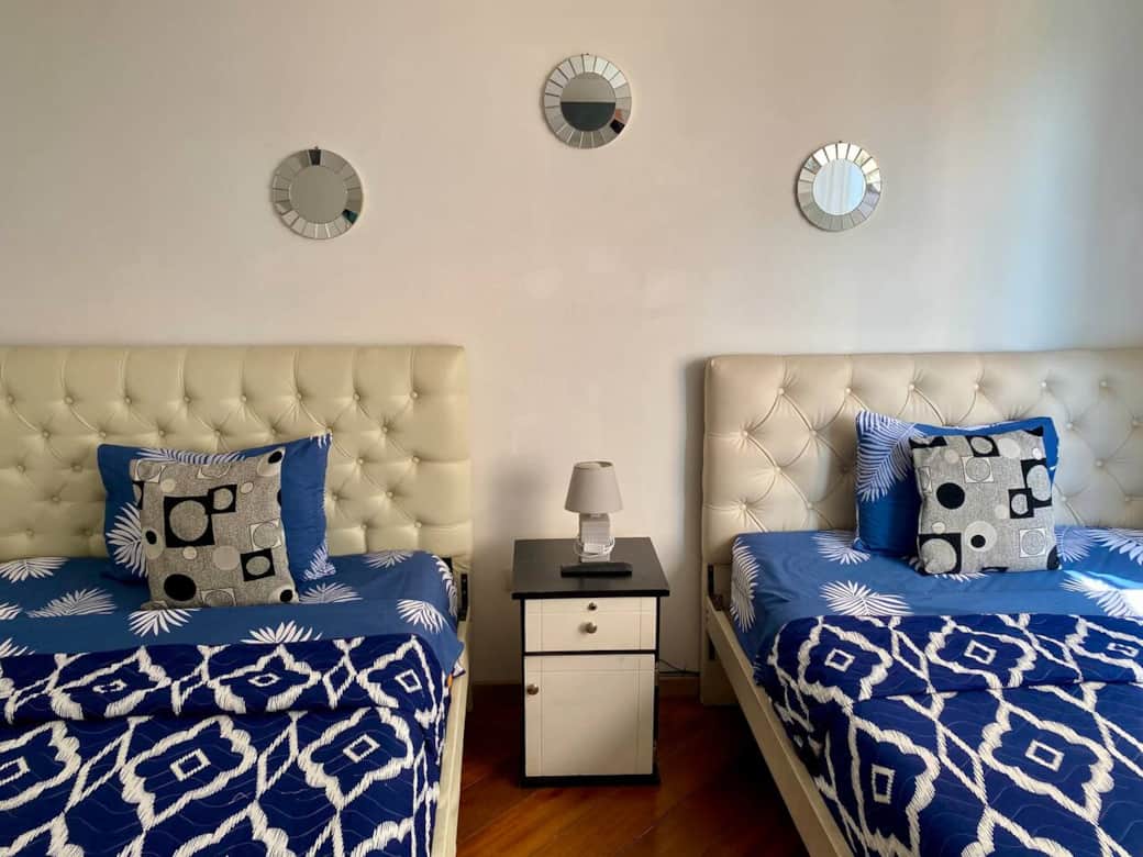 Dormitorio 2 con doble camas full 