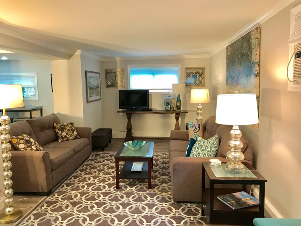 Harbor House Vacation Home in Olcott