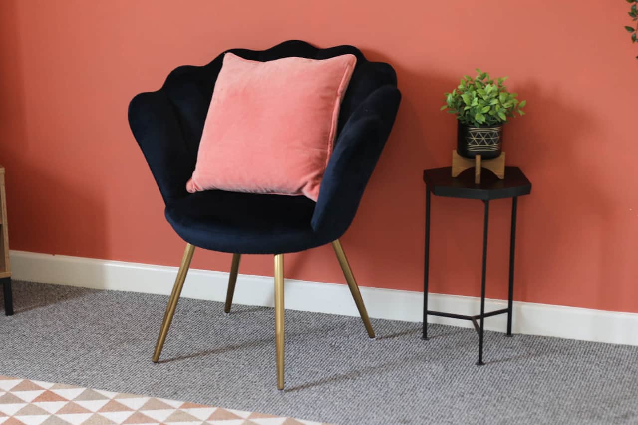Tastefully furnished
