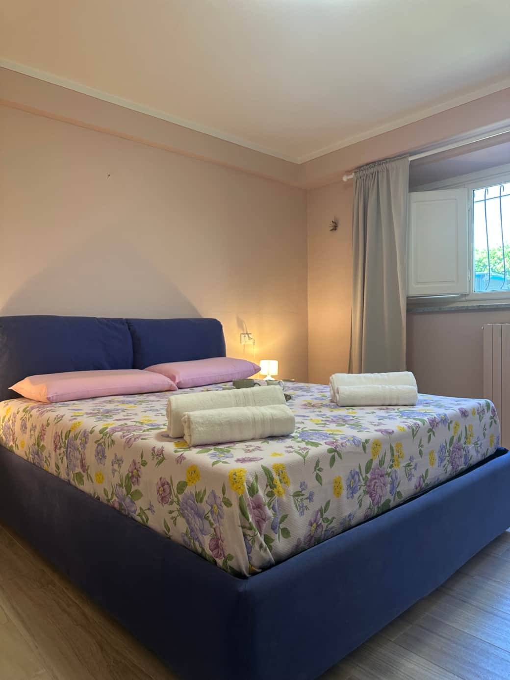 DOUBLE BEDROOM DOUBLE BEDROOM