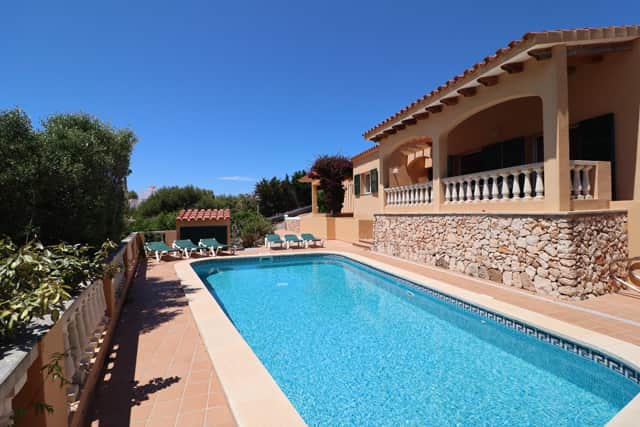 Villa Diana - Stunning Villa Overlooking Pool and Terrace