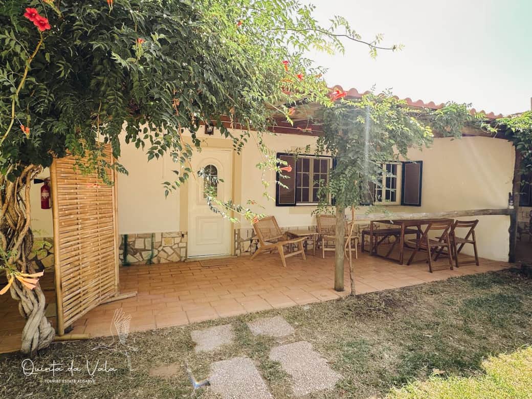 Porch / outside Porch / outside