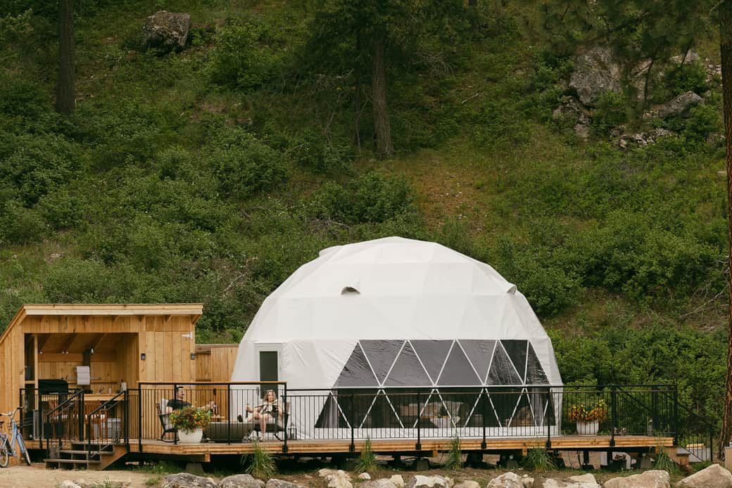 Dome view (including kitchen & bathroom))