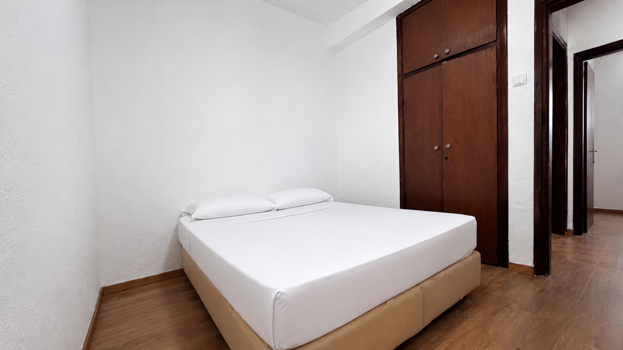 PROPERSTAY 105 (2)