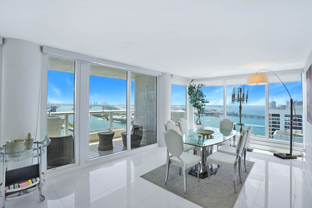 Bay Watch Penthouse! (3 bedroom condo)