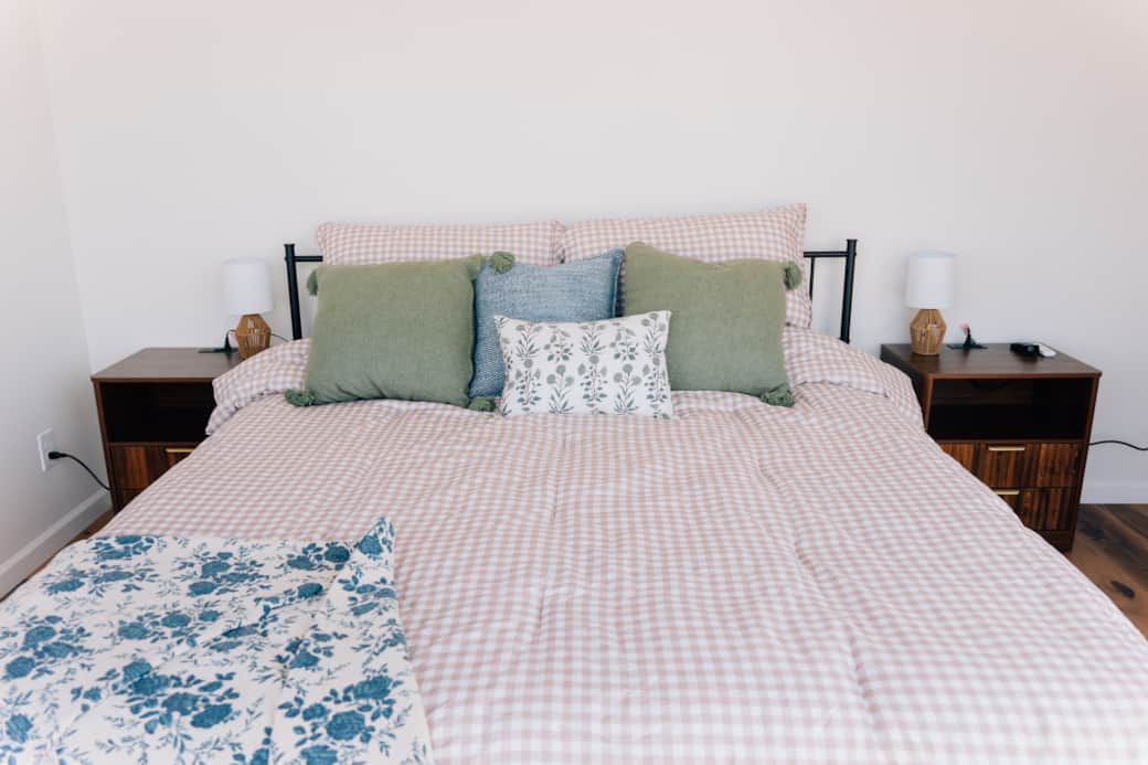 Spacious King Bed