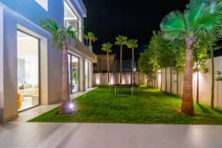 Villa luxe Élégante, Piscine chauffée privée, Jeux — photo 33