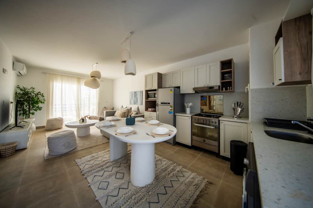 3 bedrooms - greek-1