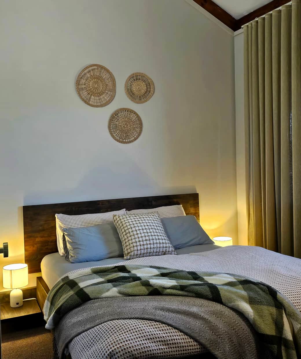 Bed room
