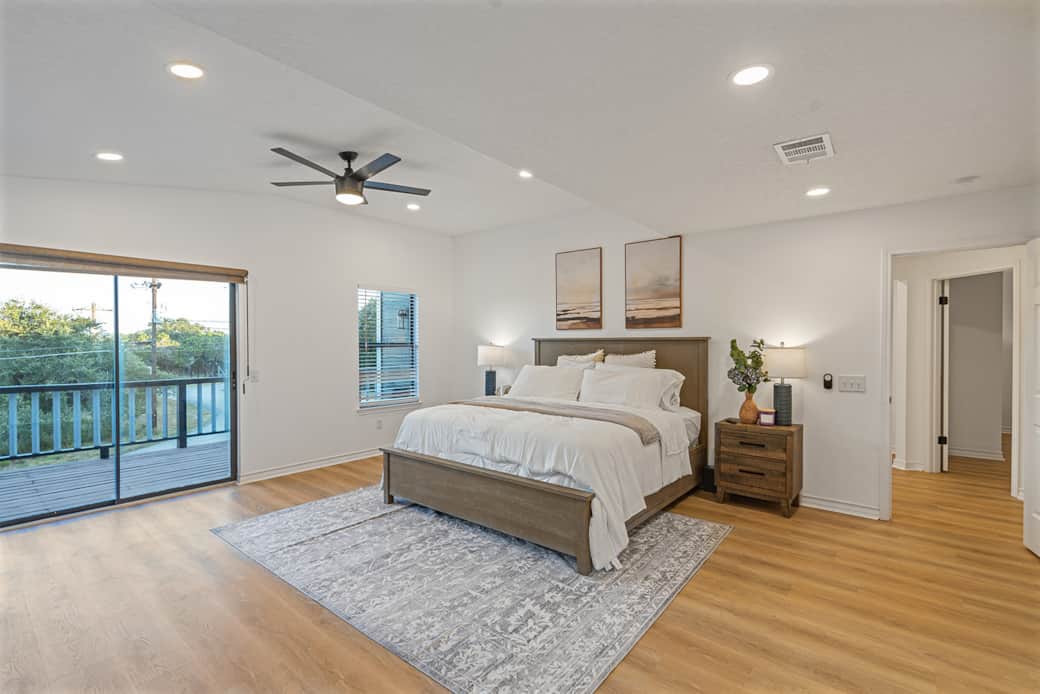 Primary Bedroom w/King Bed