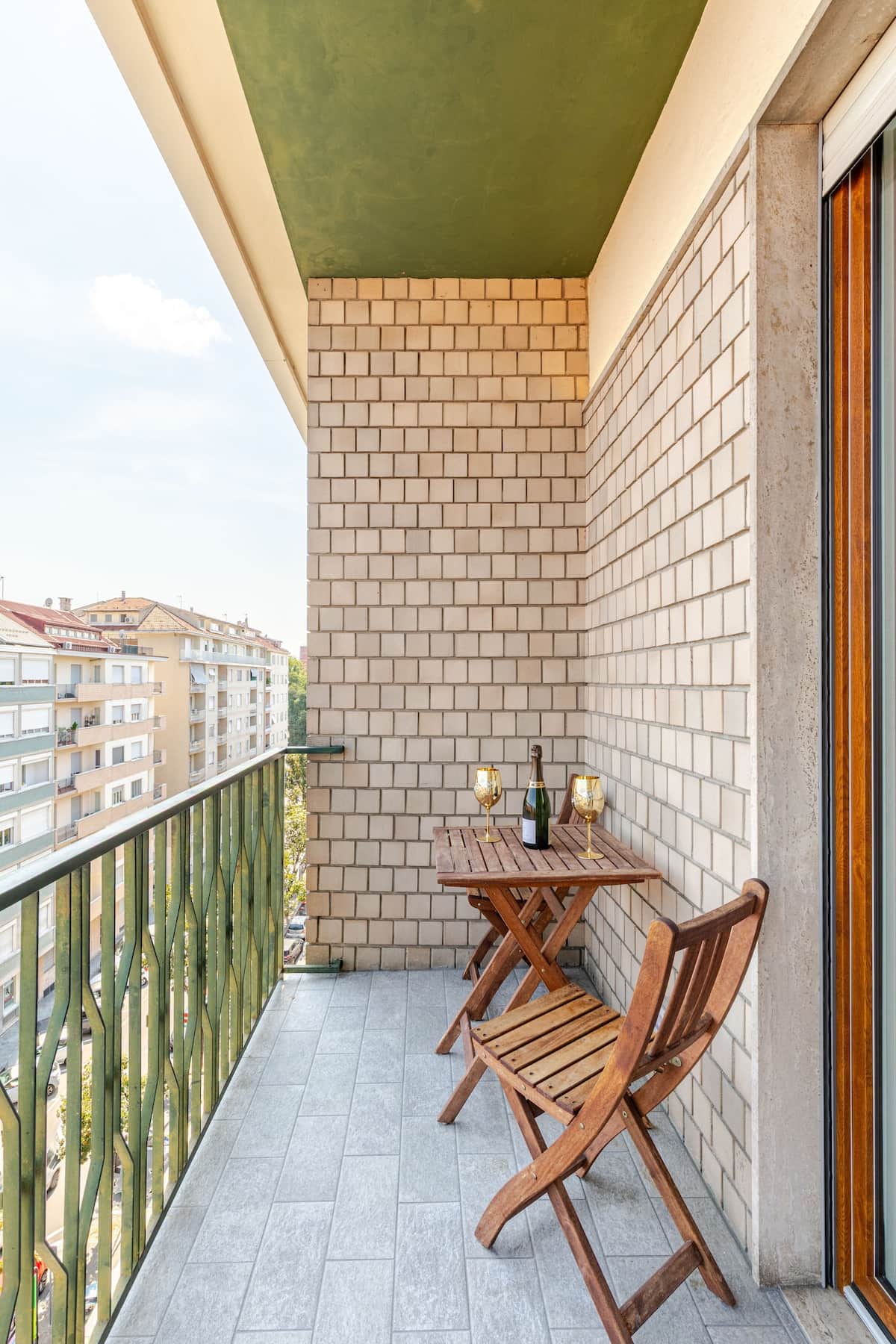 BALCONE CON VISTA