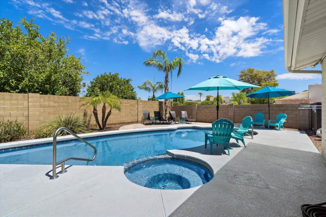 Pool and Spa at The Turquoise House South - Both can be heated