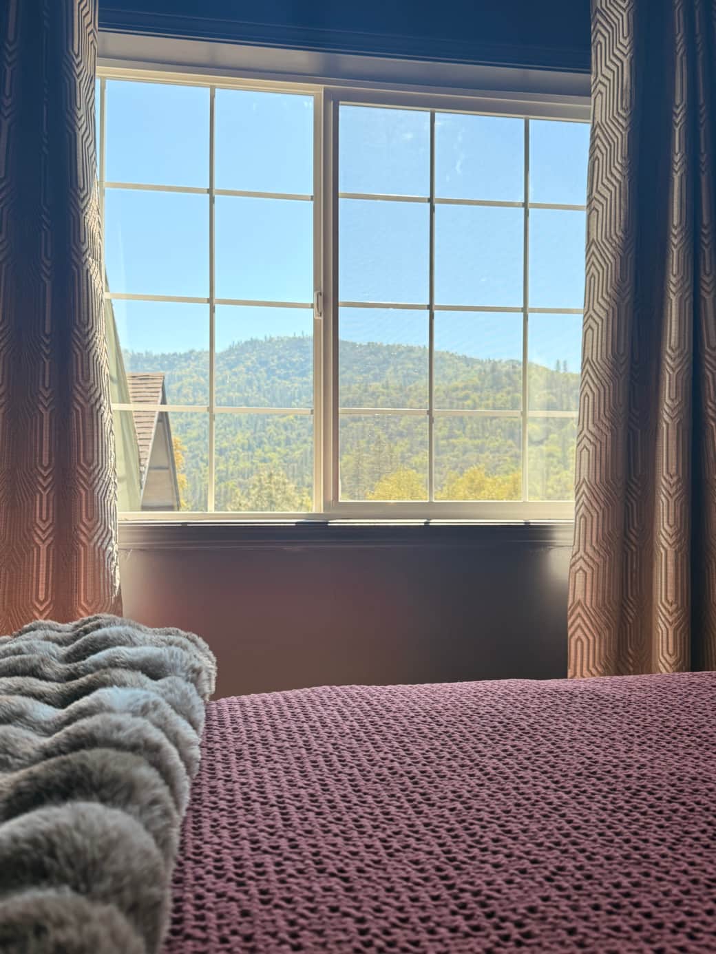 Hudson Window View Hudson Window View