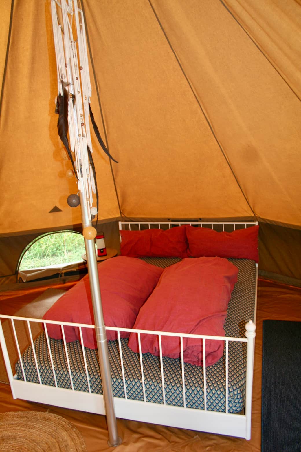 gemütliches Bett 1,40mx2,0m gemütliches Bett 1,40mx2,0m