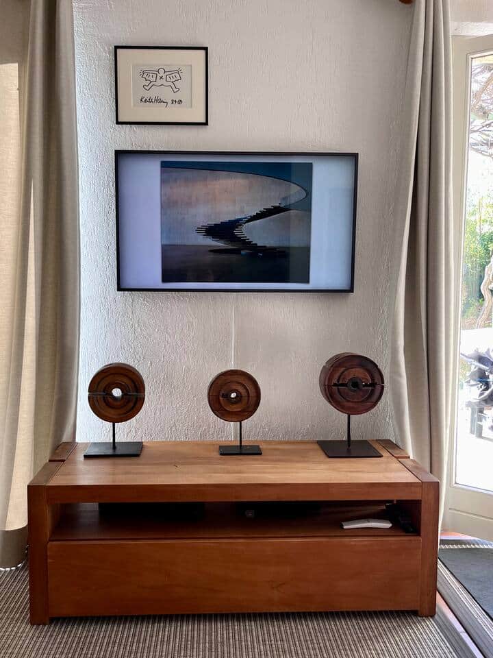 TV