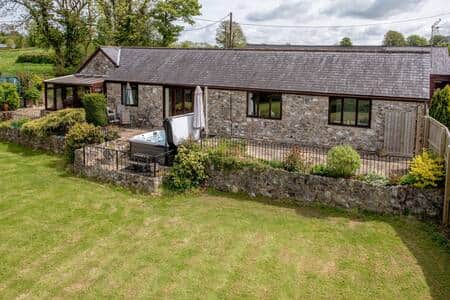 Holgates Cottage