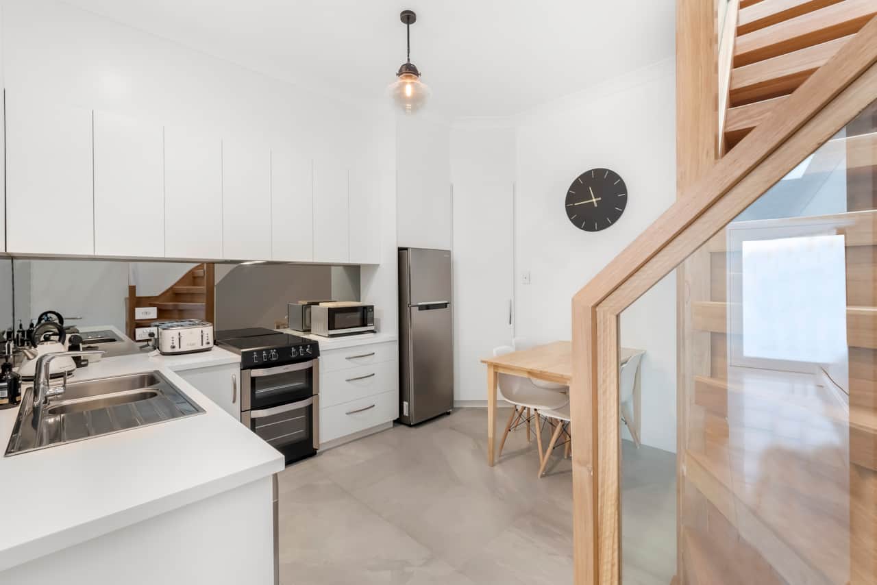 Kitchen and Dining 02