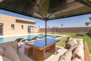 Villa Sanna, élégante avec piscine, jacuzzi & jeux — photo 2