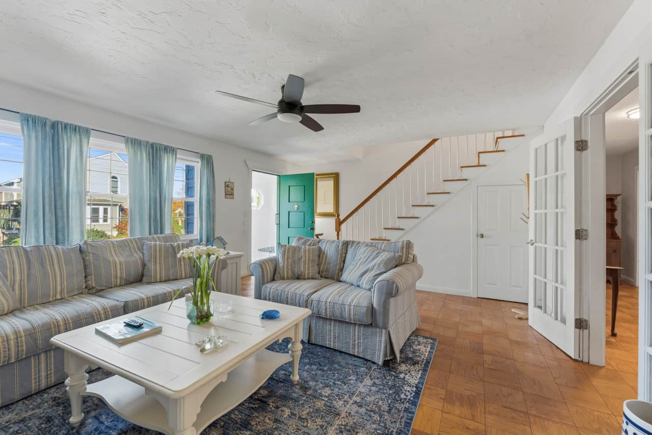 Bright & Spacious Living Room