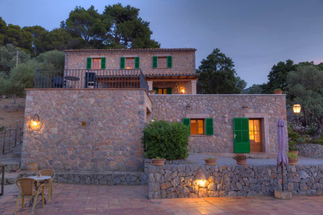 Exterior (7)